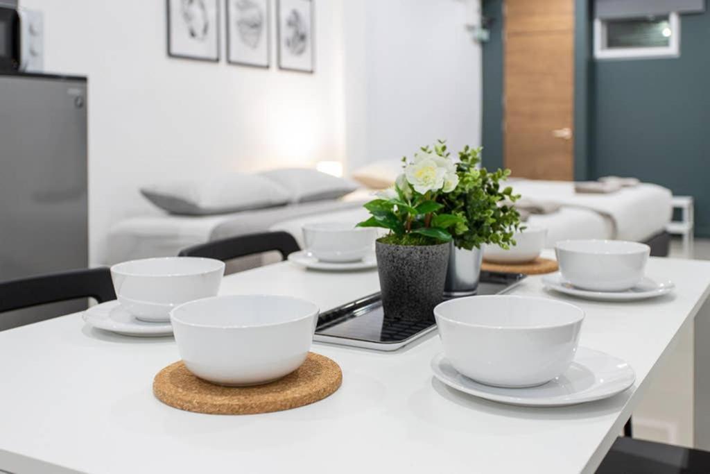 P1 Silom Pan Large Room Full Kitchen Wifi 4-6Pax Bangkok Eksteriør billede