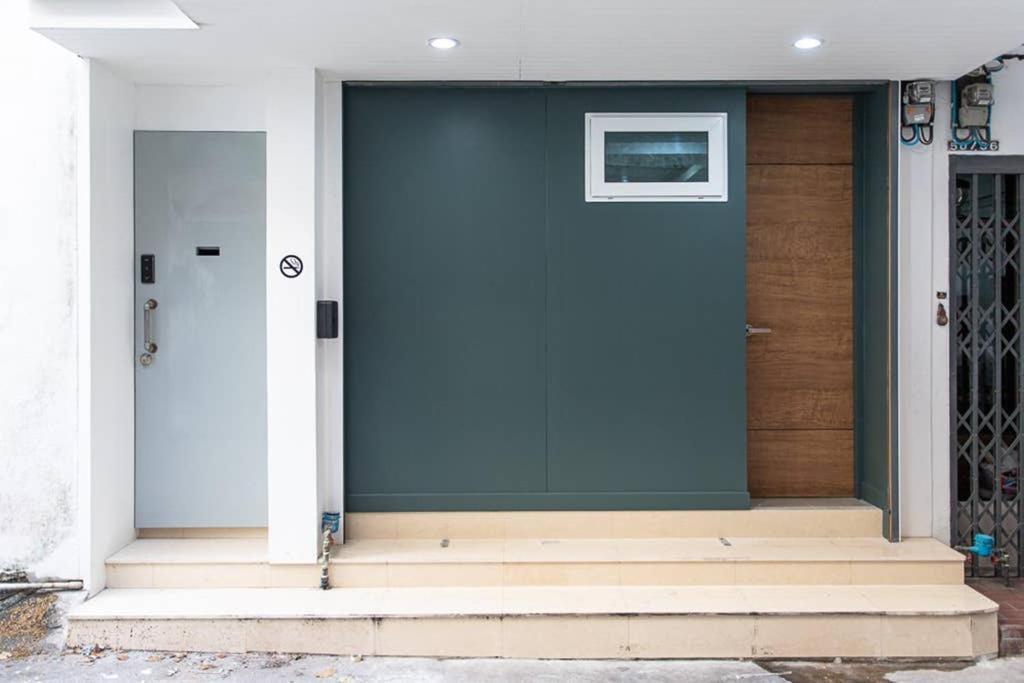 P1 Silom Pan Large Room Full Kitchen Wifi 4-6Pax Bangkok Eksteriør billede